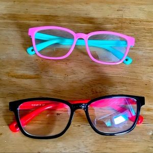 Blue light blocking glasses for kids. 2pairs